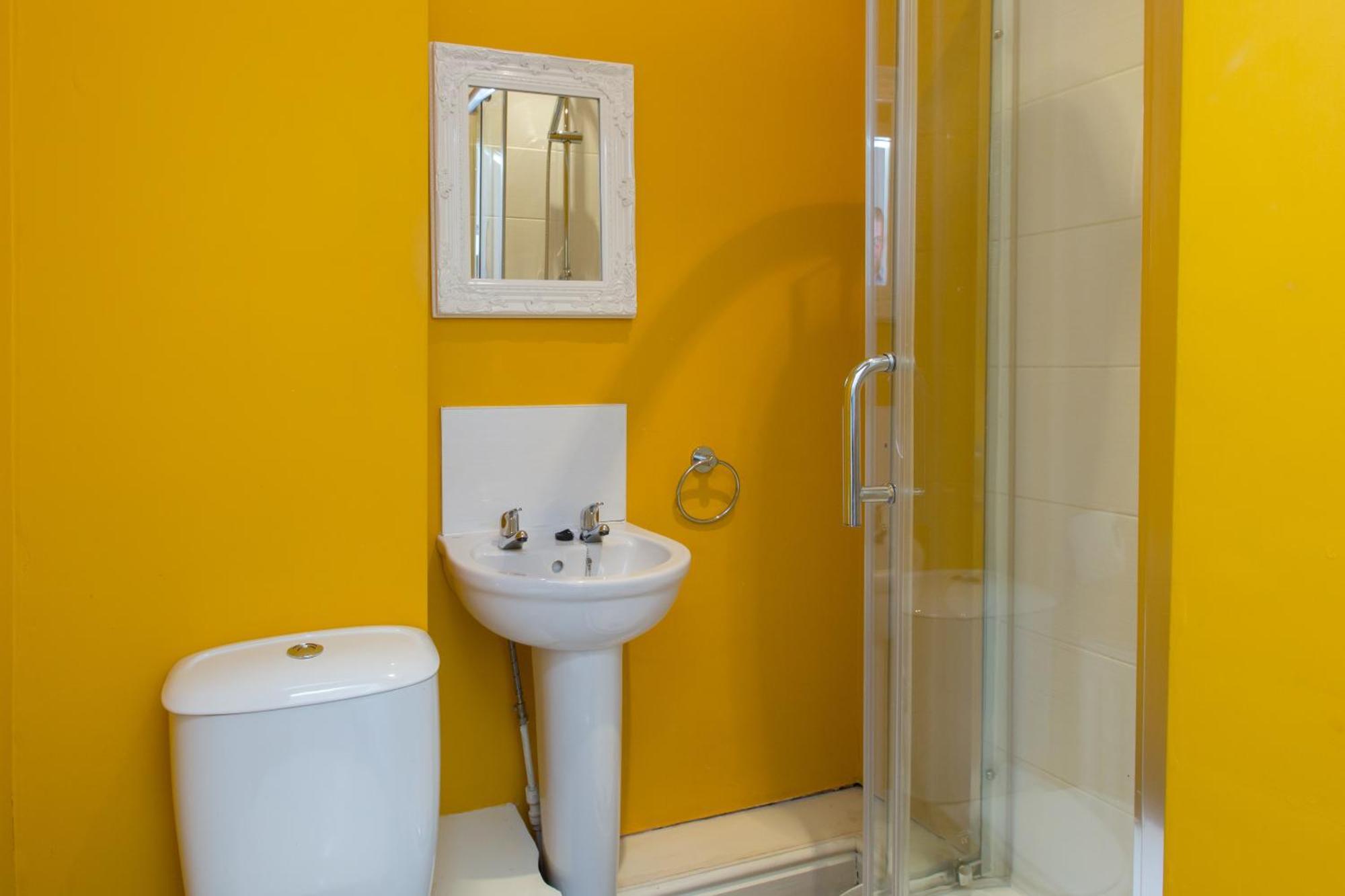 Townhouse @ Electricity Street Crewe Bagian luar foto