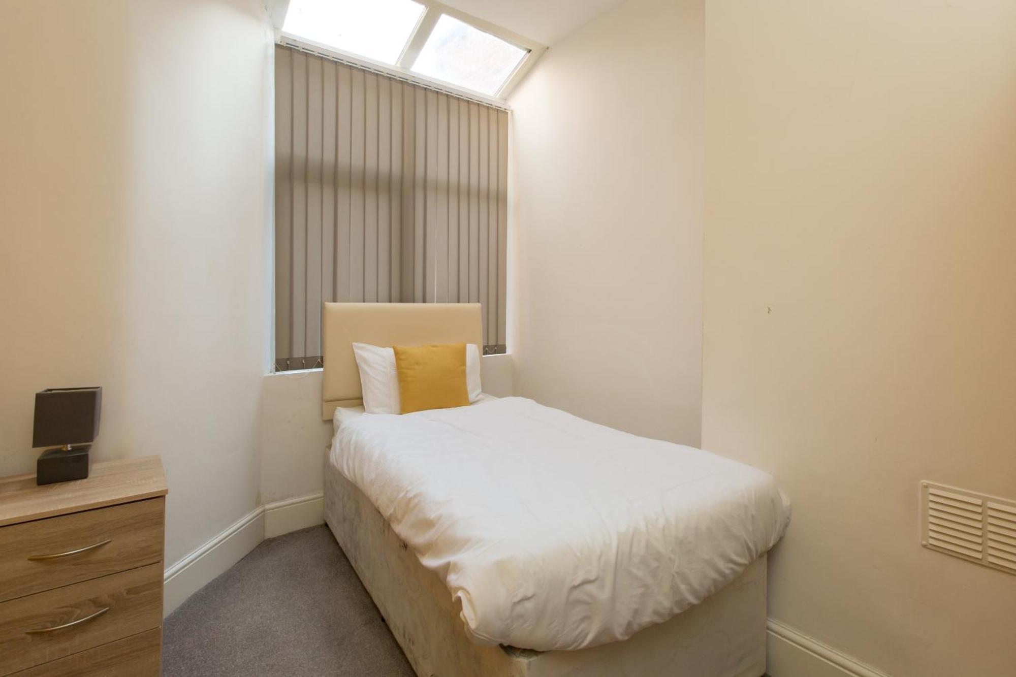 Townhouse @ Electricity Street Crewe Bagian luar foto